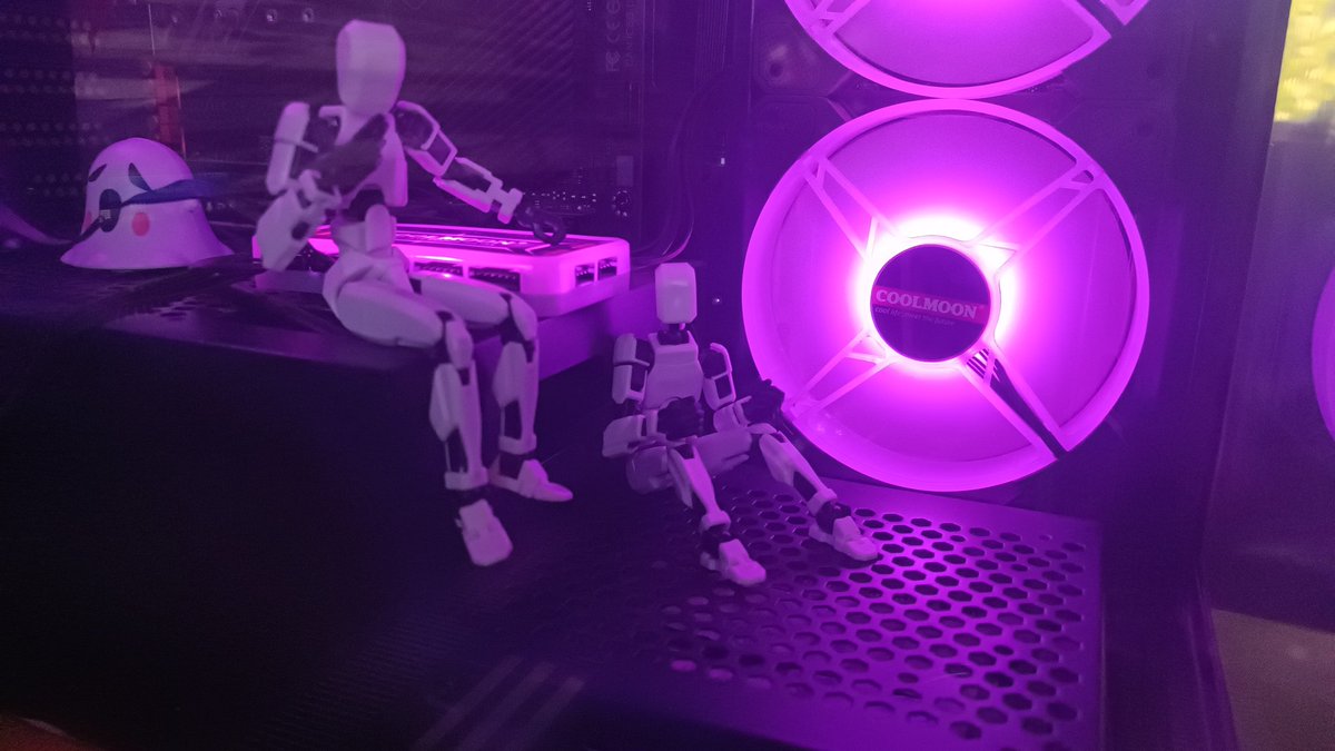 Añadiendo cositas a la bestia