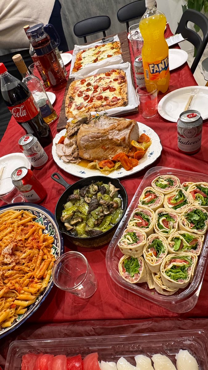 じーにょ tweet media