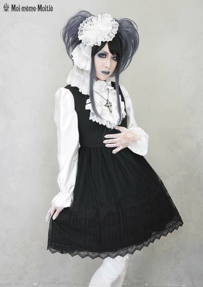 発売中】WINTER SALE 対象商品 ○燭台エンブレムゲートジャンパー