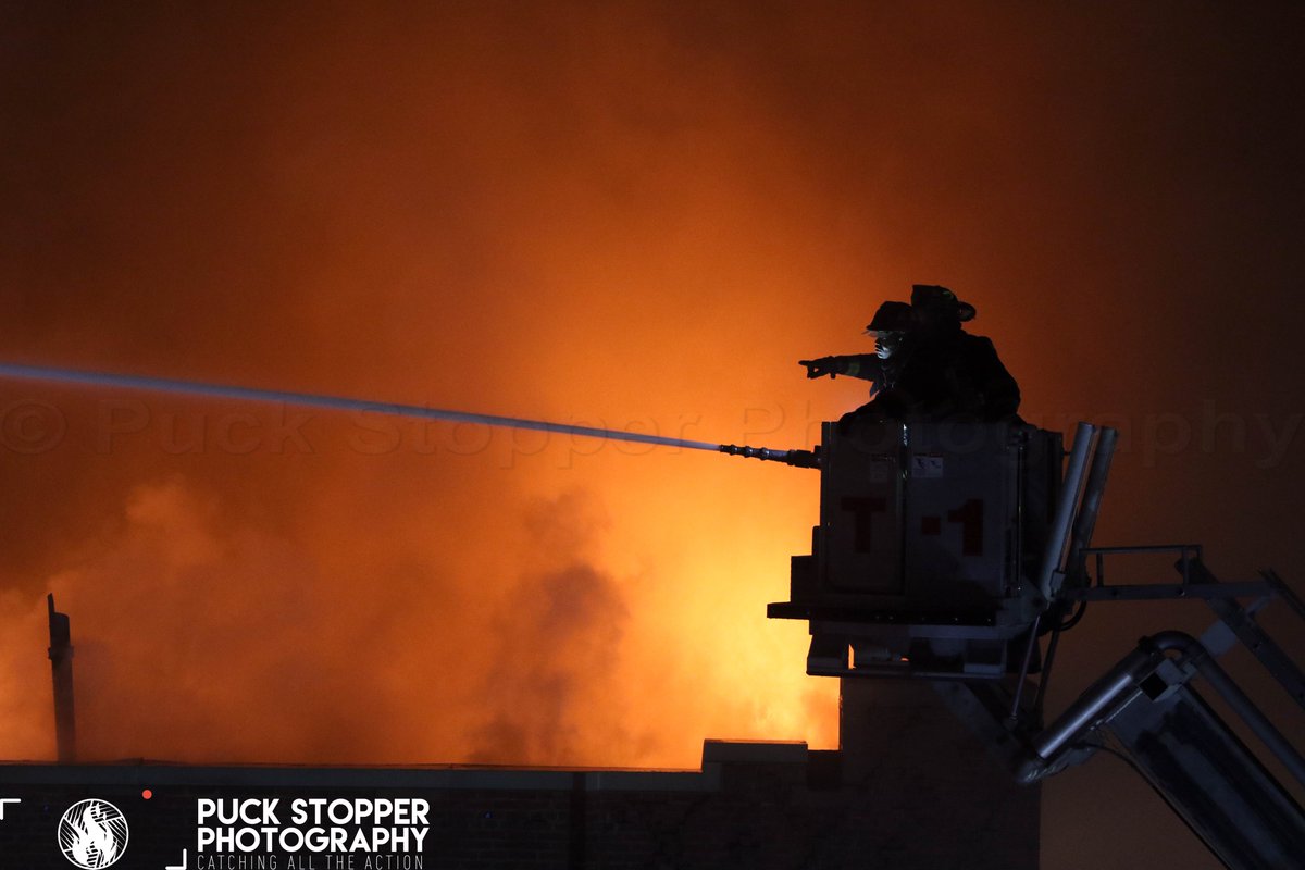 Puck Stopper Photography tweet media