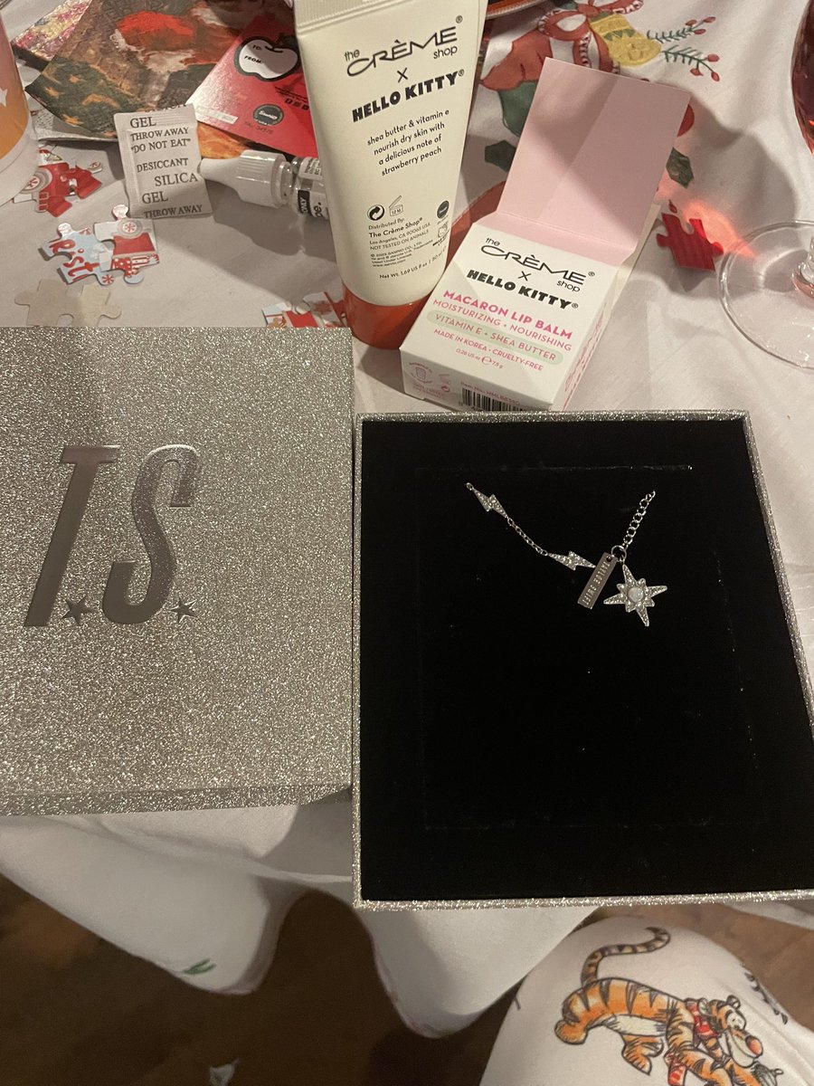 sorchaiscrying⸆⸉ | AMSTERDAM N4 tweet media