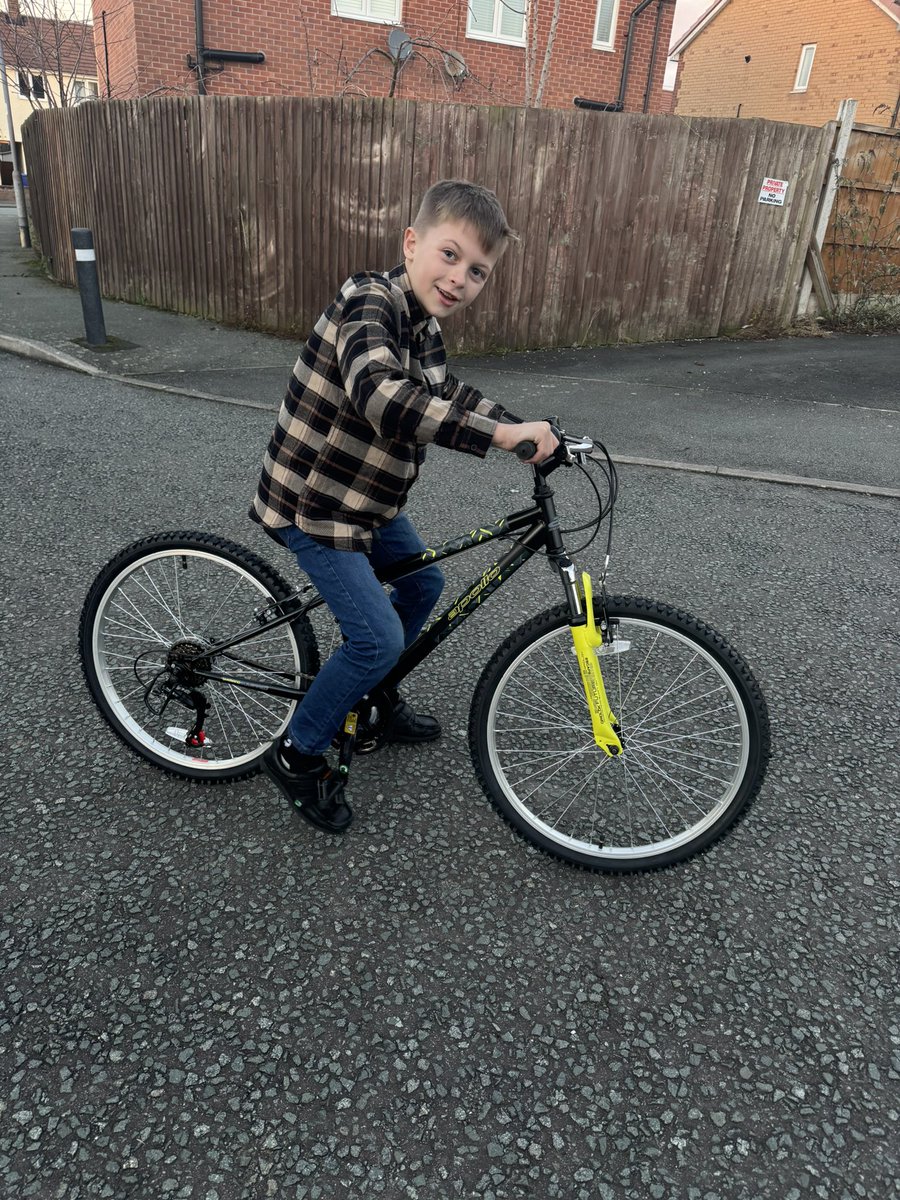 Merry Christmas ya filthy animals ✨🥂🎉🎄