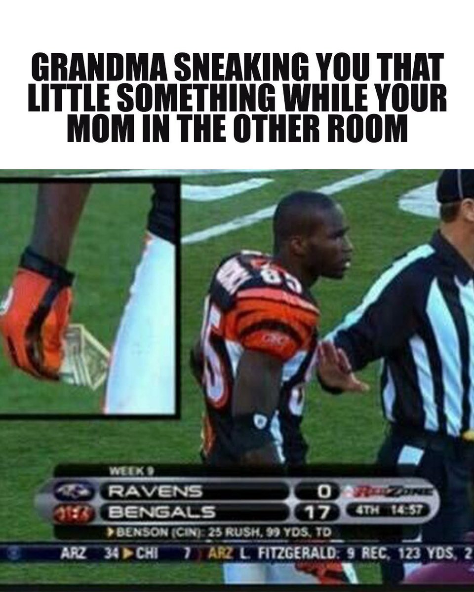 NightcapShow_'s tweet photo. Holiday memories with the fam 😂 which one hits different now that you’re the Uncs and Aunties 👀

@ShannonSharpe @ochocinco https://t.co/gxV36lFDaE