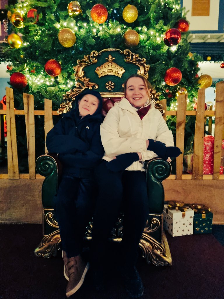 AJRMarriott's tweet photo. Kids are growing up so fast, we all miss you Dad, not a single day goes by without thinking about you. Merry Christmas Dad love you always xx ❤️ https://t.co/OkNIkh2kXm