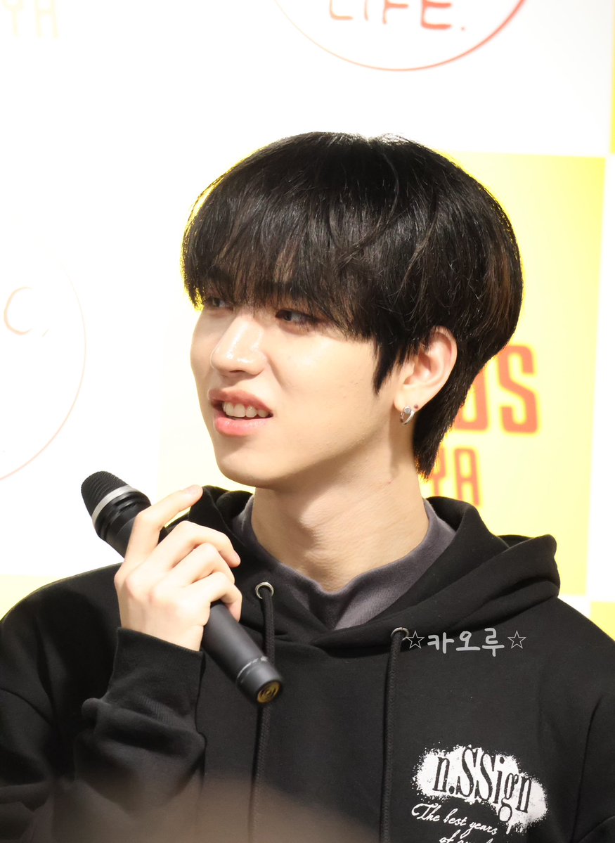 RT @huiwon_luv_kor: n.SSign release event タワーレコード渋谷店