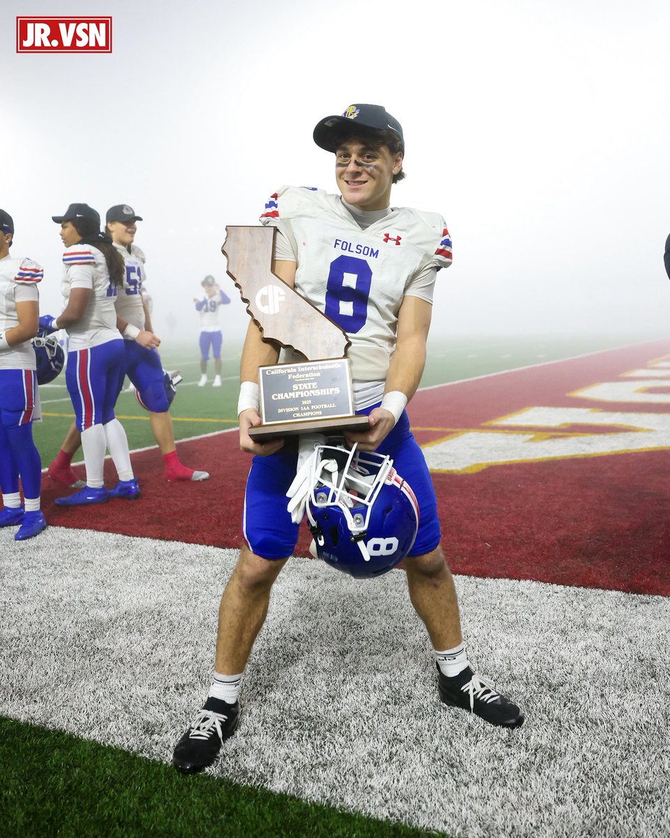 Dylan Wolfe tweet media