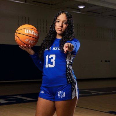 Valentina tweet media