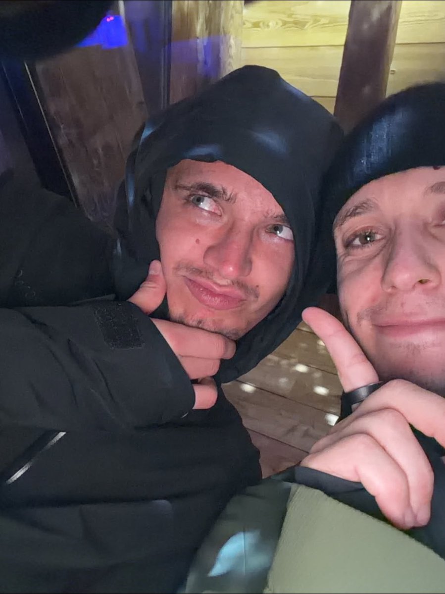 he’s never letting anyone un-princess him and his cutie pout with the side eye and sacha pointing at him is his proof and claim