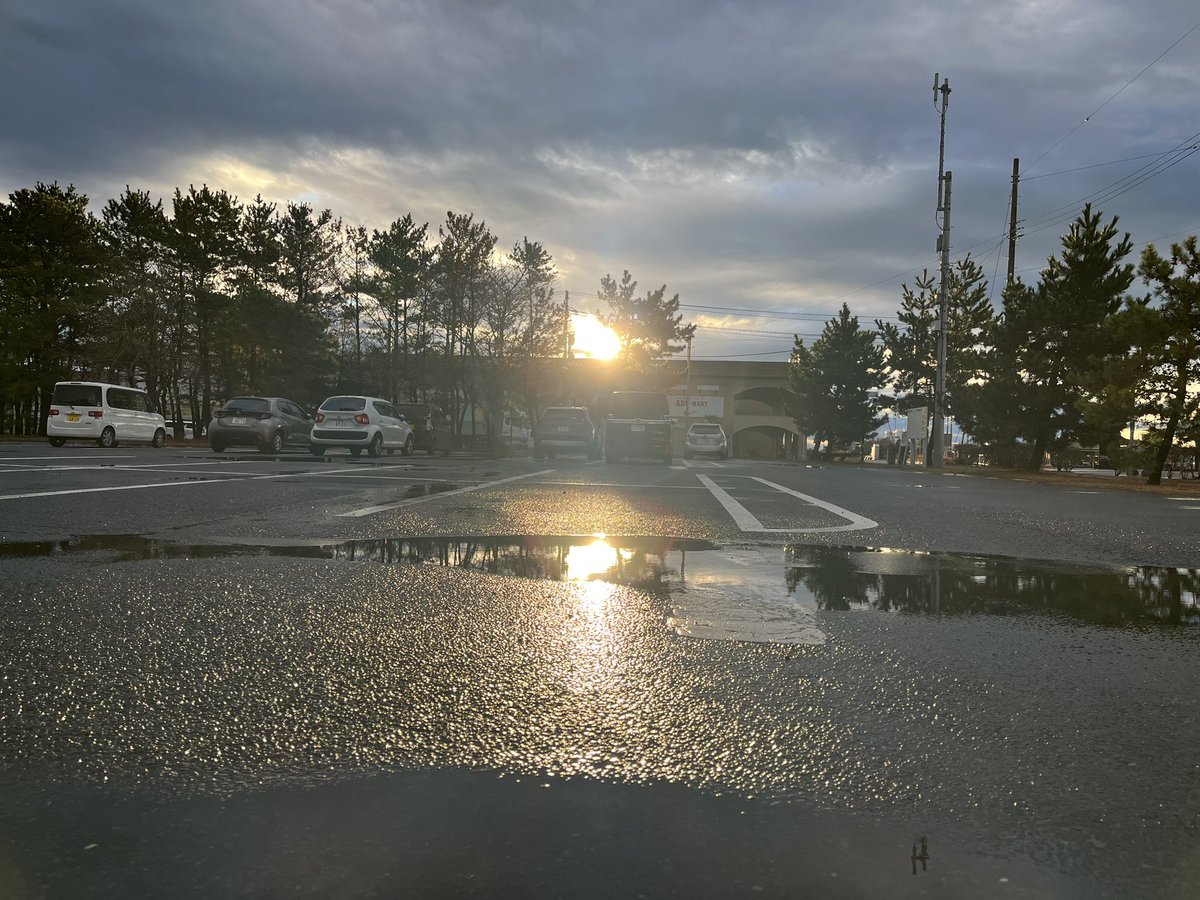 雨上がり おはようございます 雨上がりの朝です☀️
