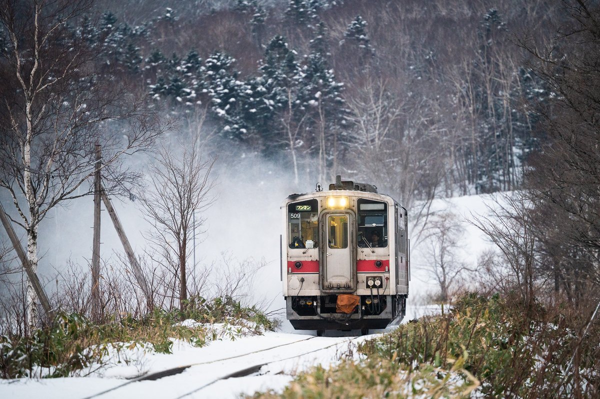 12/26（金） 宗谷本線・旧歌内駅付近 キハ54-509上り名寄行き(4324D