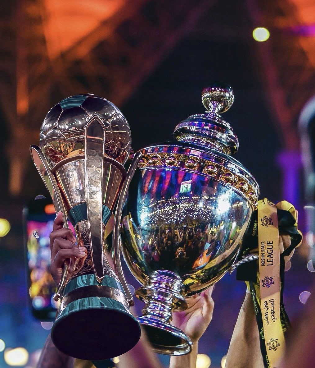 azinter4's tweet image. الحارقة عشر 🏆🏆✌️