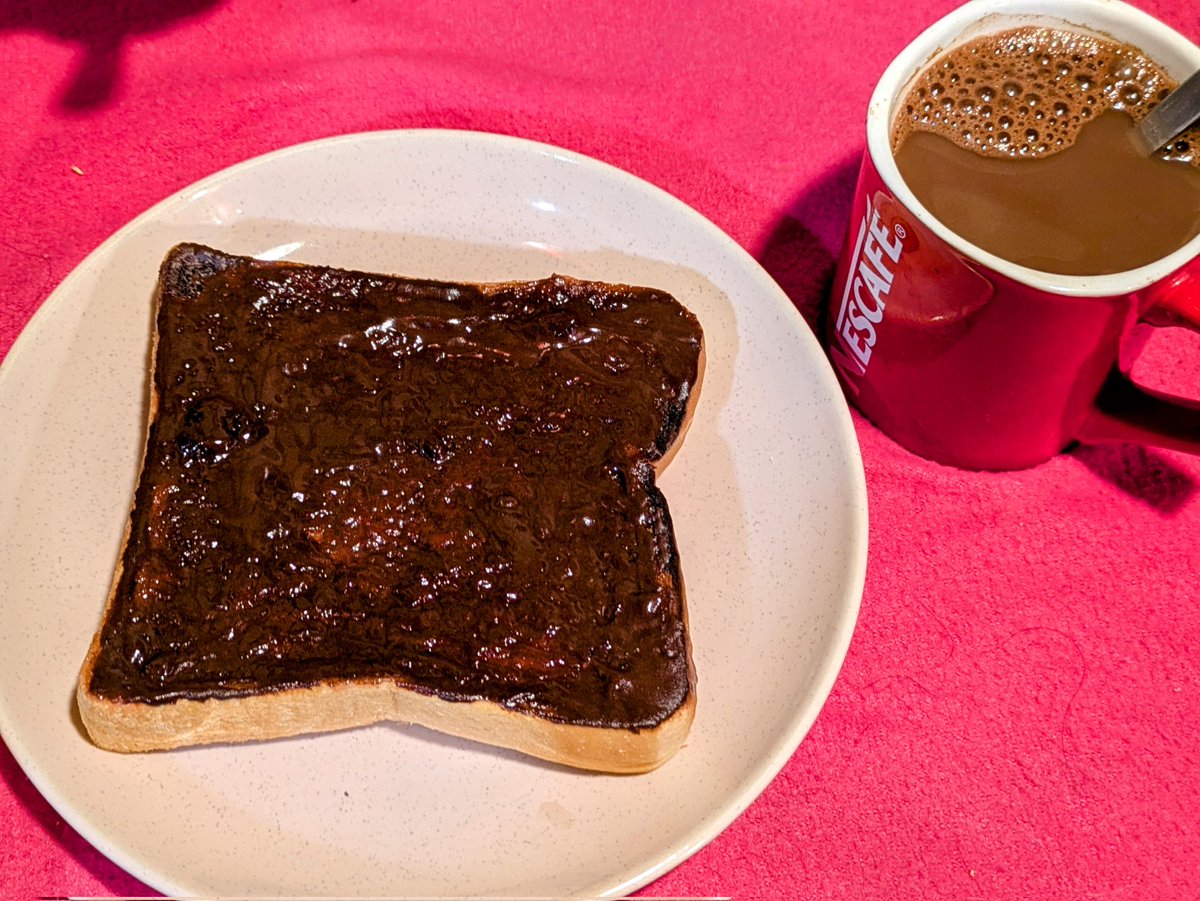 パンも食べる…