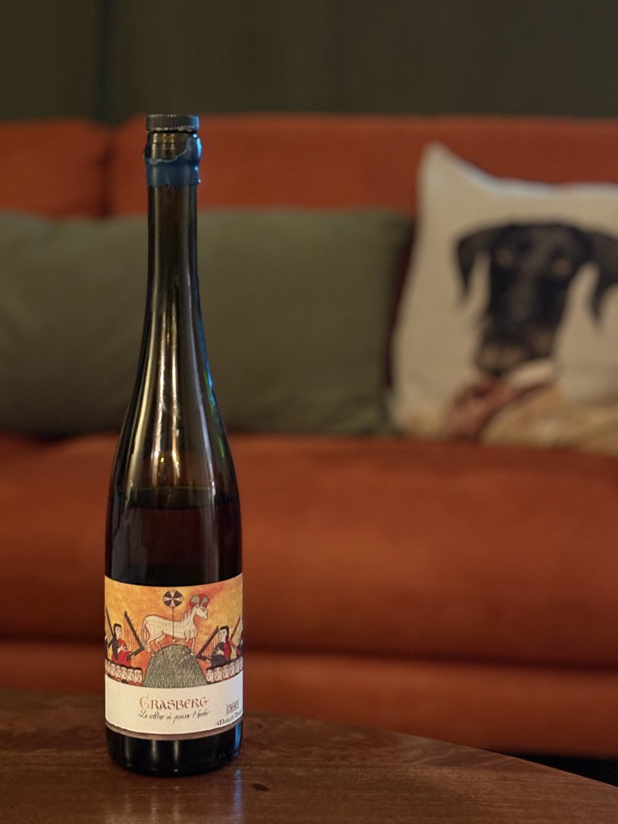 ChPaillet21's tweet image. Cela peut vous paraître osé sur un turbot au morilles… mais quelle émotion ! 
#Grandvin de @domainedeiss #Alsace #Grasberg 2019