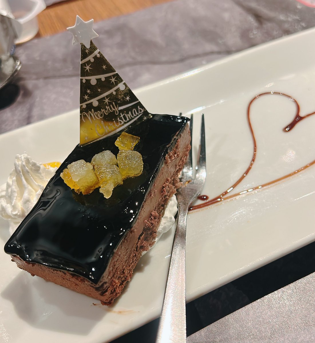 おはようございます！

クリスマス2日間しっかり楽しみました！！

今日は仕事納め！
会社のみんなでお寿司食べて遊びに行きます！笑

12/30はMELLCAMP.のミニアルバム配信開始！もうすぐ！楽しみだー！！