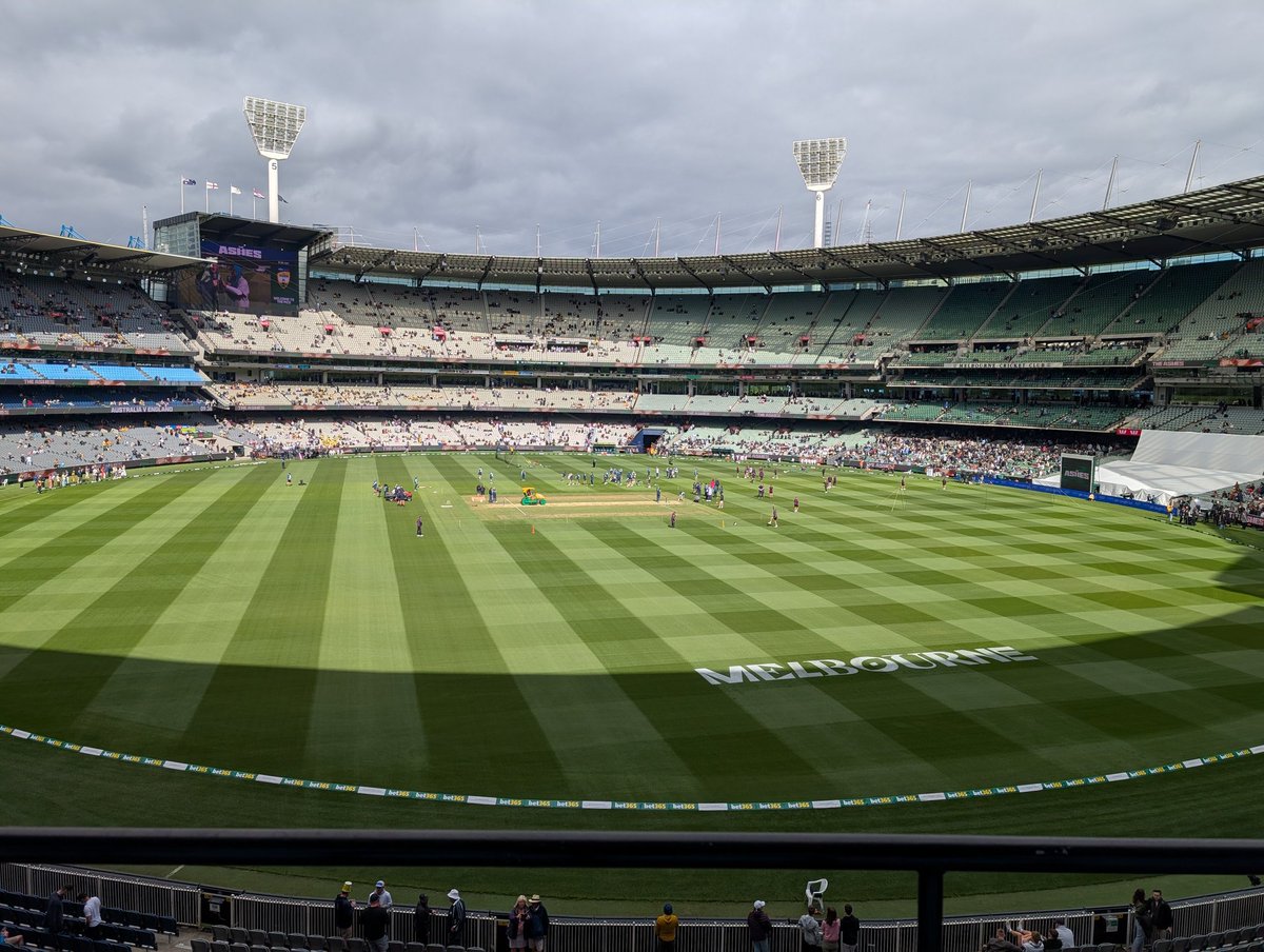 Oh hello!!!
Bucket list item ticked off! 
#ashes