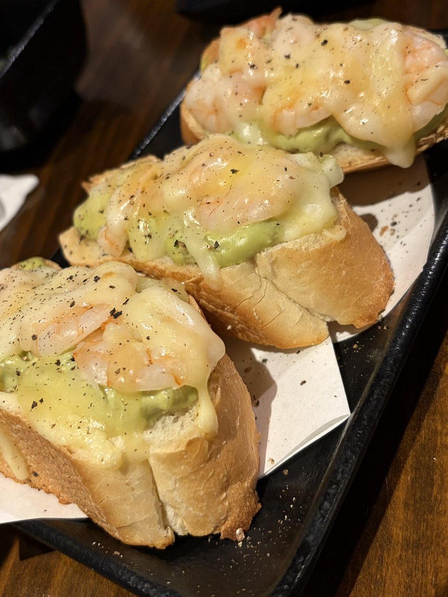 おはみお🐰
朝のᒪOᘜIᑎの時間だお( 　'-' )ノ)`-' )ぺし

昨日はクリスマス楽しめたかなー？？🎅🏻🎄🤍
みんなに良いお年をも出来てよかった( ᎔˘꒳˘᎔)
みおは明日から旅行なのに今晩は仕事終わりにスタジオ(✘﹏✘ა)
忘れ物ないかの荷造りチェックしなきゃ ·͜·

きょうもなんとか💪🏻❤️‍🔥
#おはミオ