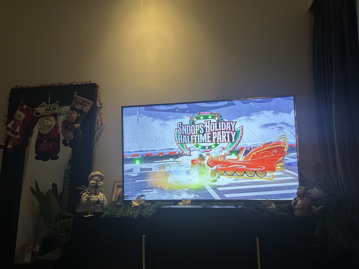 Merry Christmas from Singapore! #NFLonNetflix