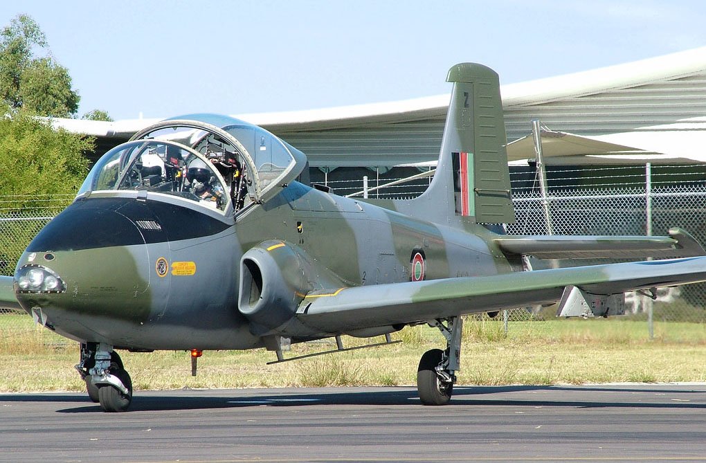 HammerOfWar5's tweet photo. Pictures showing a former british made BAC Strikemaster training and close ground attack jet of the Kenyan 🇰🇪 Air Force. https://t.co/nSaG2HZNO6