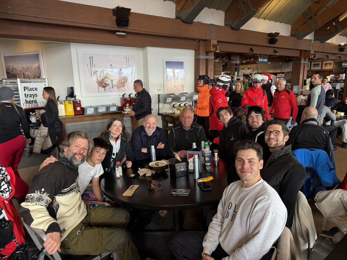 Robert F. Kennedy Jr tweet media