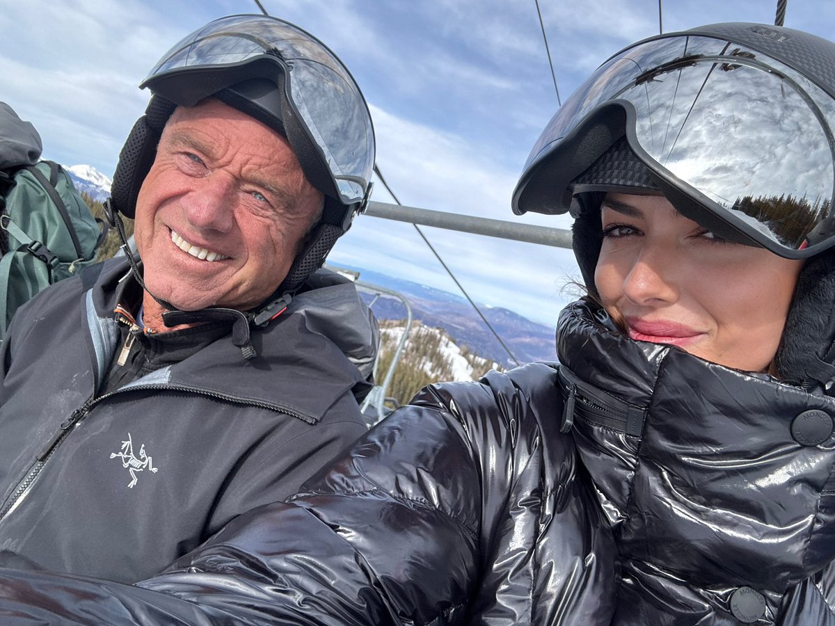 Robert F. Kennedy Jr tweet media