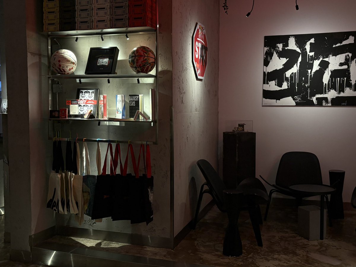 نايف tweet media