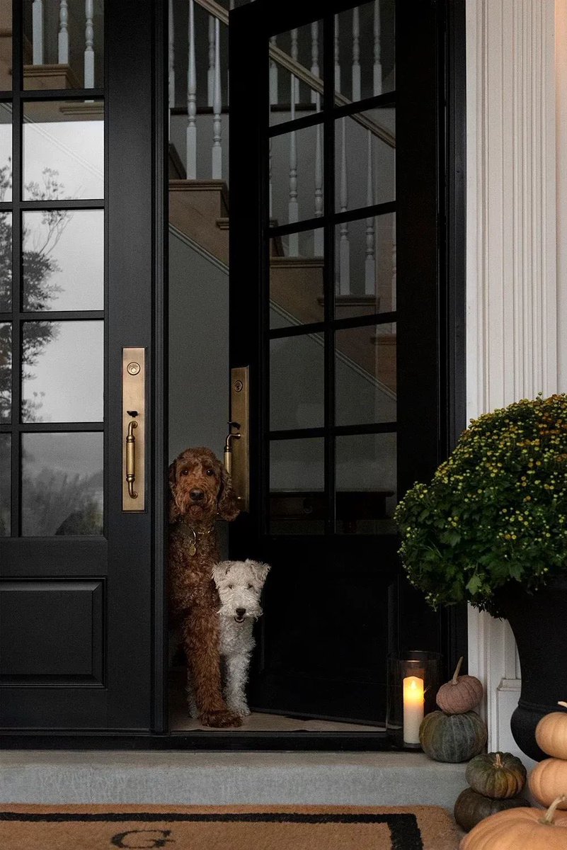 burymeinvogue's tweet photo. Waiting for the day I have the budget to design my forever home https://t.co/tj0sUtq09n