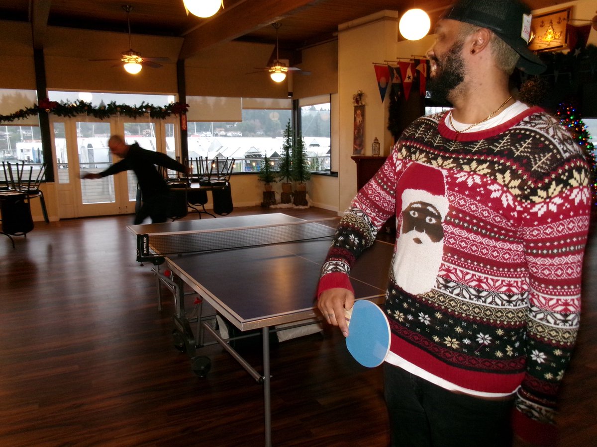 had to give em the christmas business.🎅🏾🏓