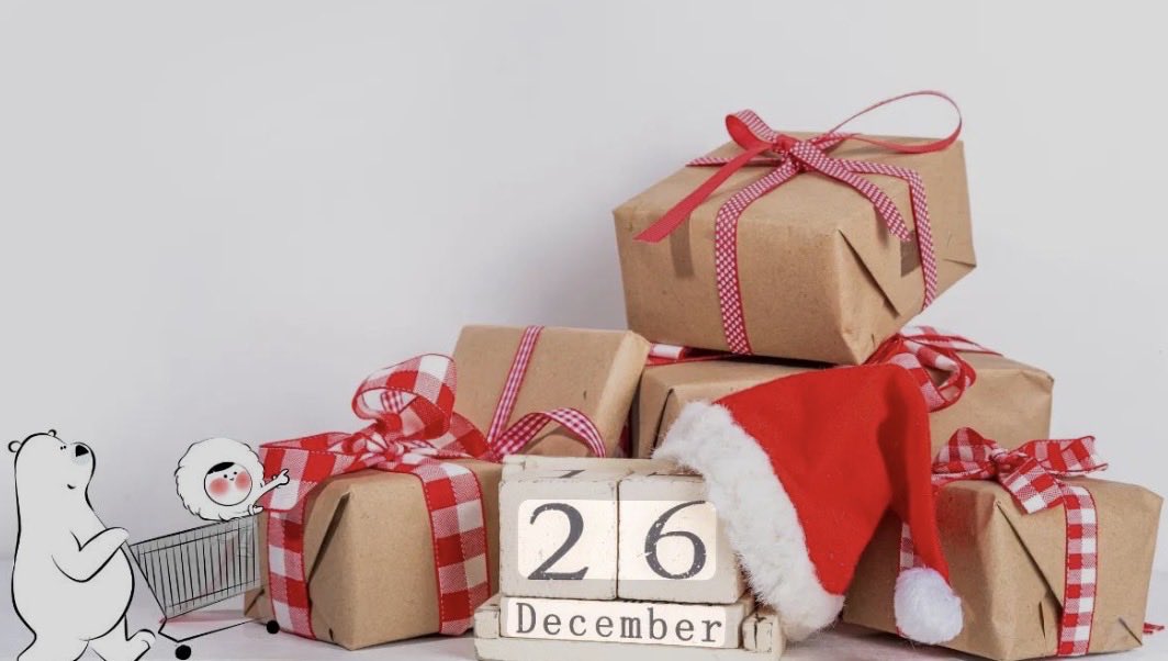 mozobi's tweet photo. Day following#Christmas in ⁦⁦@England⁩   is #Boxing_Day since 17th century Families re-box their gifts &amp;give to servants &amp;people in need who missed celebrating Christmas https://t.co/BU3qPfY2HB Malls start Sales on it.⁦@RoyalFamily⁩ ⁦⁩ ⁦ https://t.co/P2QTNxA7ak