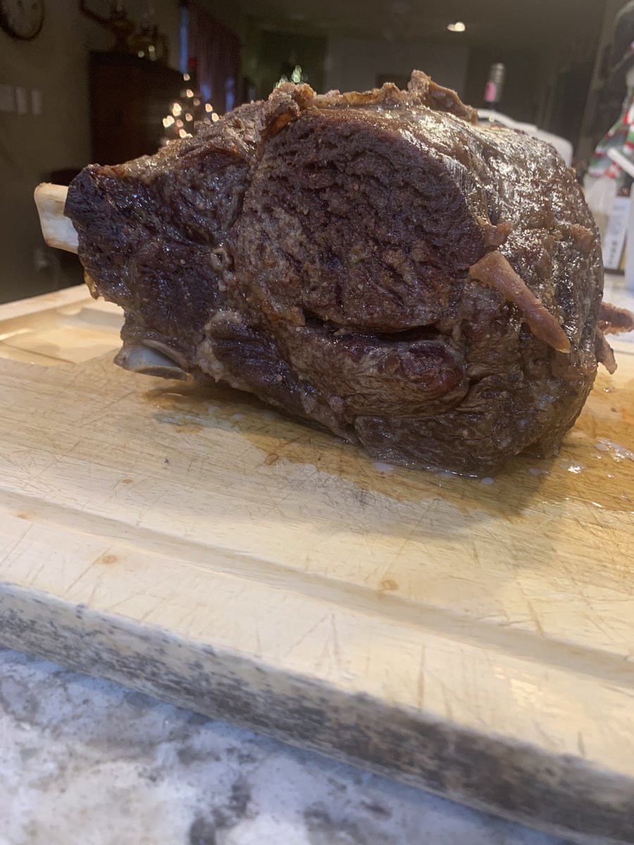 AndyDeStephano's tweet photo. My Christmas Day Rib Roast, little better done for us and still juicy. https://t.co/hUNSzRoZFk