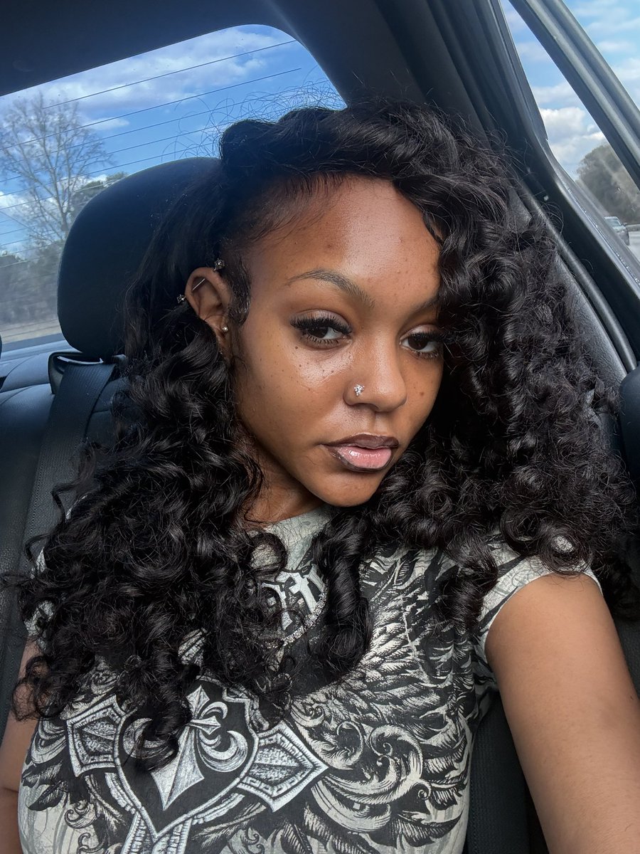 sjanayaaa's tweet image. 