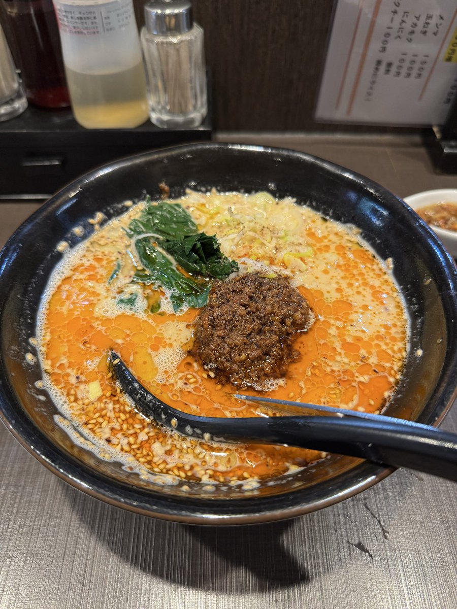 db_atom's tweet image. 与野にある中華ひろとさんで担々麺をいただいてきました😋
胡麻の風味が効いたクリーミーな担々麺で個人的に大好きな担々麺🍜またひとつ素敵な出会いを果たしました✨
#浦和 #接骨院 #アトム接骨院 #与野 #ラーメン #担々麺 #中華ひろと