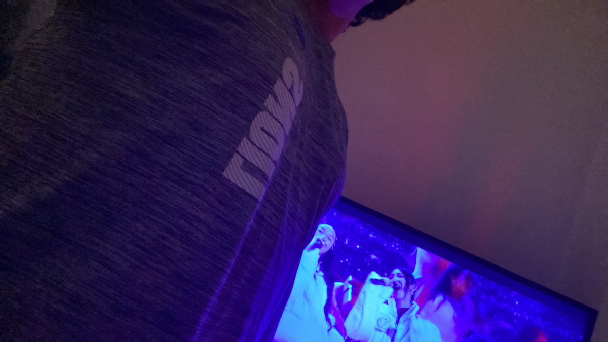 AlessanBorrelli's tweet photo. #Nflonnerflix merry Christmas from Torino (Italy) 🇮🇹🇮🇹🇮🇹and let’s go Lions 🦁 !!!! https://t.co/nwYbKIc3uR