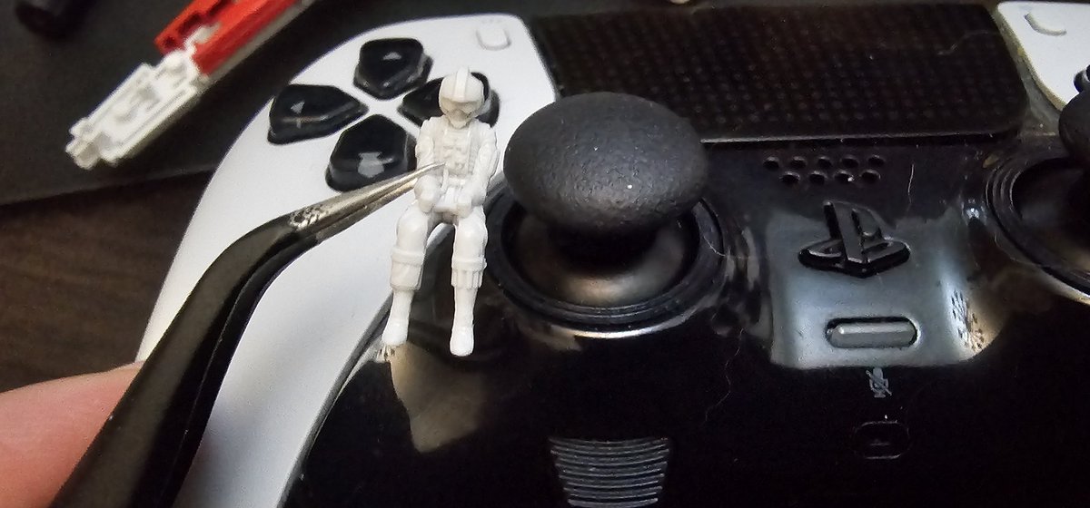 Tengo que pegar stickers a esto 😭