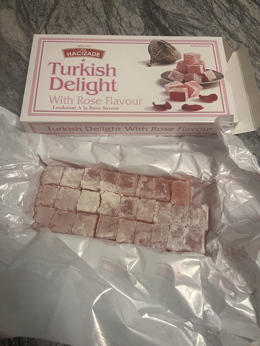 I suddenly feel like betraying my siblings.