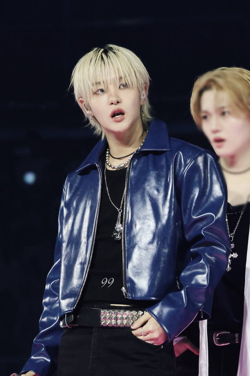 99xjhoon's tweet photo. 251225 SBS가요대전 
반전 매력❤️‍🔥
#treasure #트레저 #jihoon #박지훈 #ジフン https://t.co/zzIezbFR6Z
