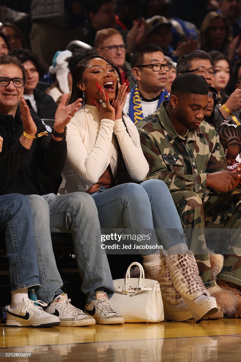 theerealestja's tweet image. Let’s get into Megan’s BOOTS!🤍