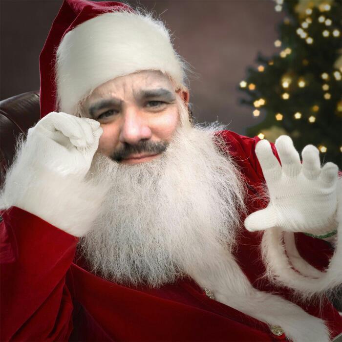 PatrickPagann's tweet photo. Festive Yule to you all! https://t.co/CmPbrONjVN
