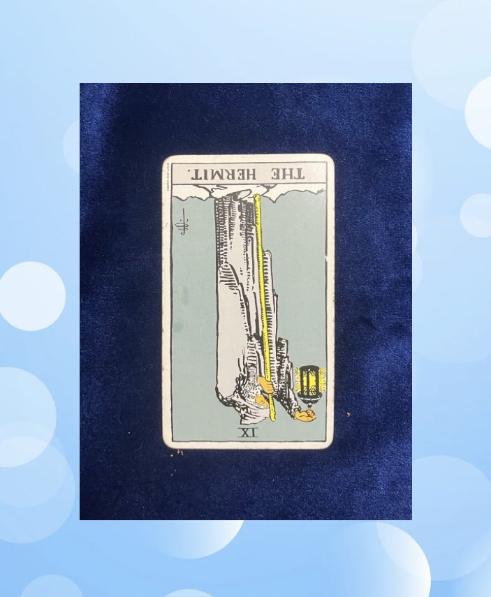 12月26日 「隠者 逆位置」 考え込みすぎて思考が定まらない、答えが