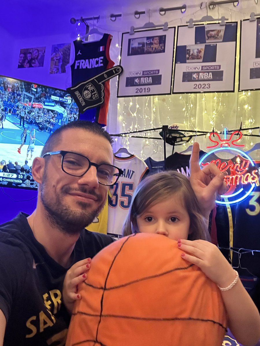 benito29 tweet media