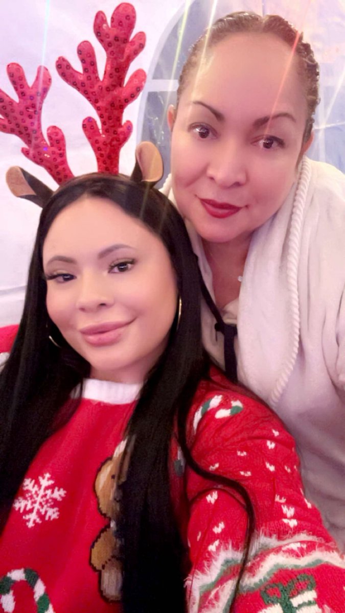 Modelito93's tweet image. Christmas 2025 🎄❤️