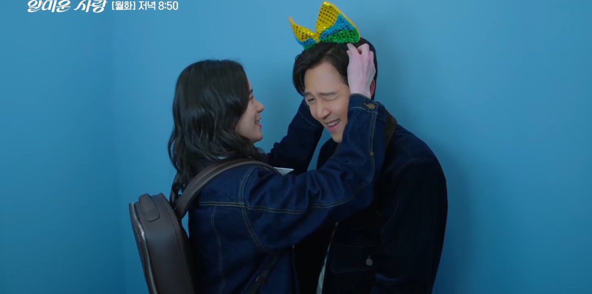 jaejaelee1215's tweet image. EVEN A PHOTO BOOTH DATE RN AND THIS BEING RELEASED ON BOXING DAY OKKKKKK I REALLY NEEDA SCREAM RN FOR GOD SAKESSSSSS 😭😭😭🍬🩷