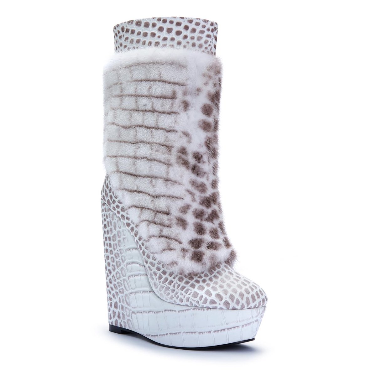sweethoneybckin's tweet photo. Megan Thee Stallion is wearing Jennifer Le’s “Himalaya Embossed Croc Leather X Mink Wedge Platform Boots” and paired it with White Hermès Birkin 25 Handbag with Gold Hardware! https://t.co/MIKgb1631B