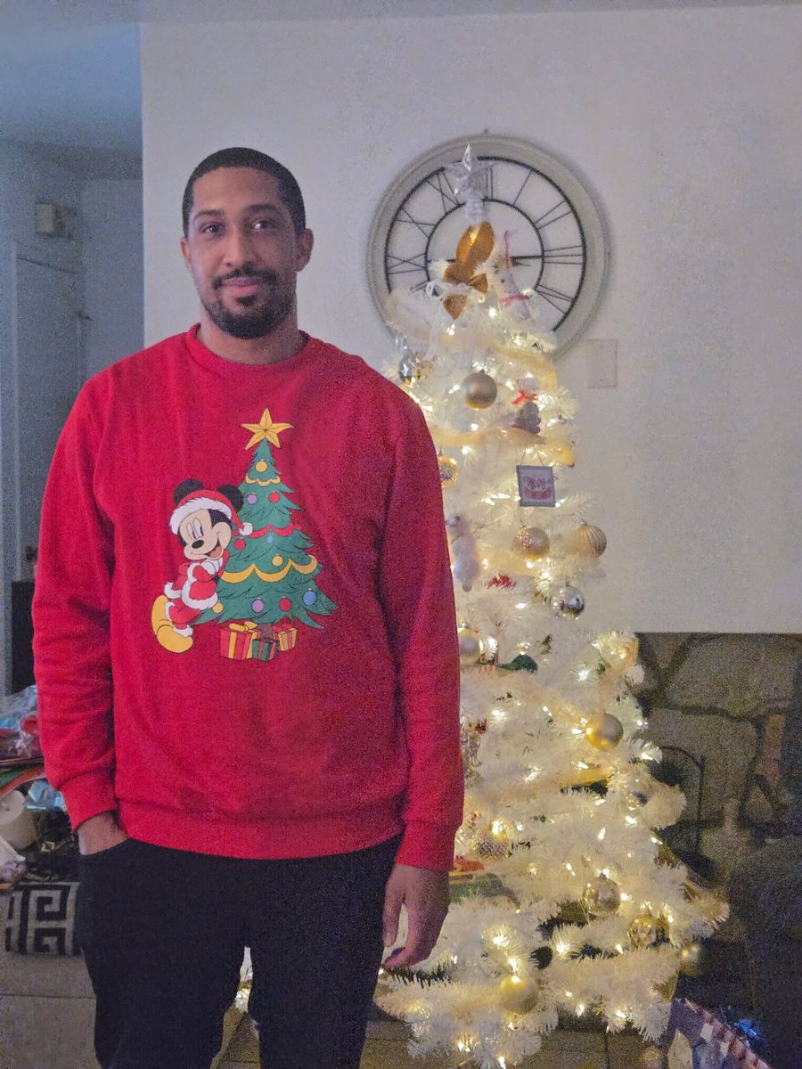 Larry Lurr tweet media