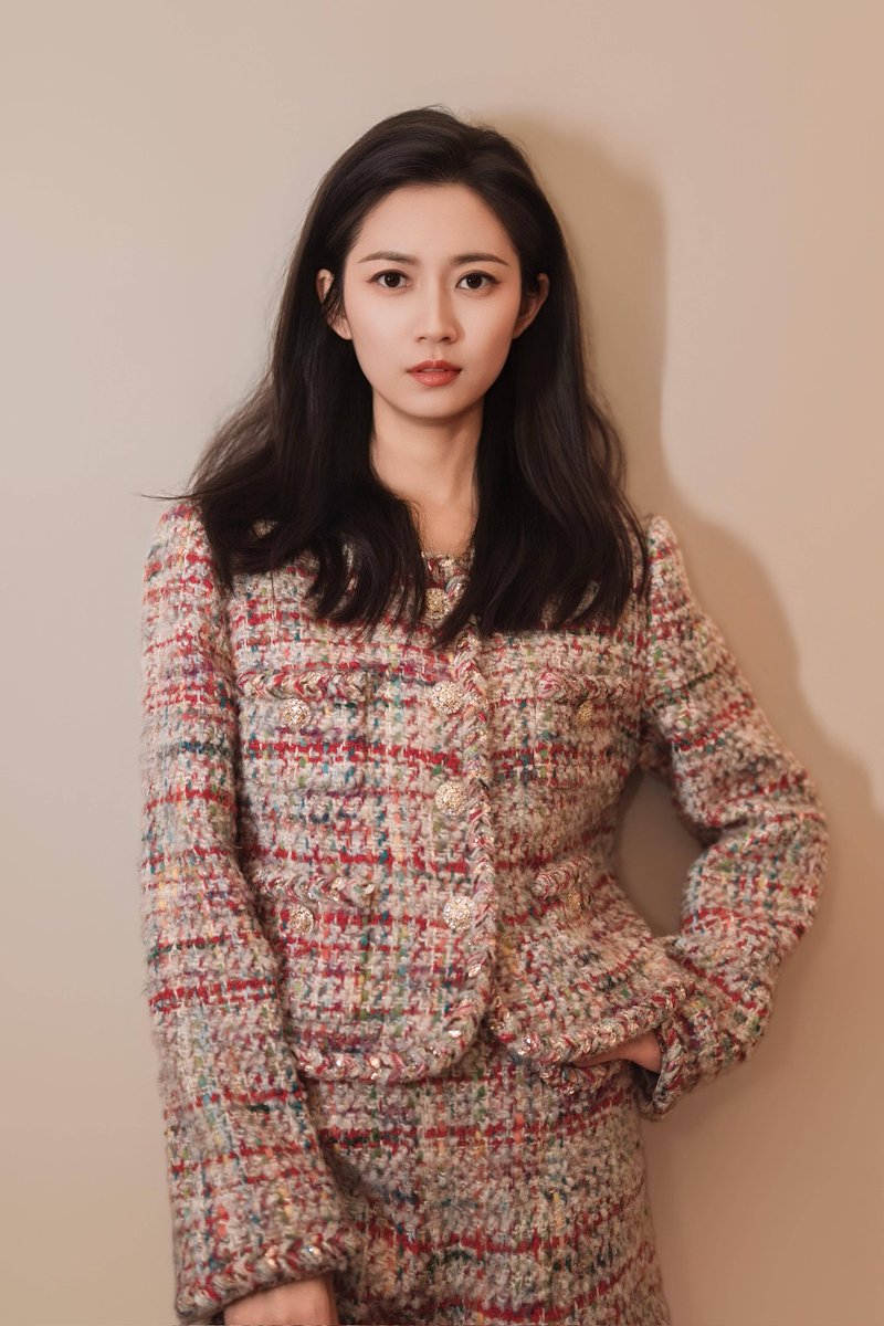 ForYukee's tweet photo. รูปเซตนี้สวยมาก น้องโพสหลายรูปเลยค่ะ
#陈钰琪
#ForYukeeRED https://t.co/oABdR8bVQY