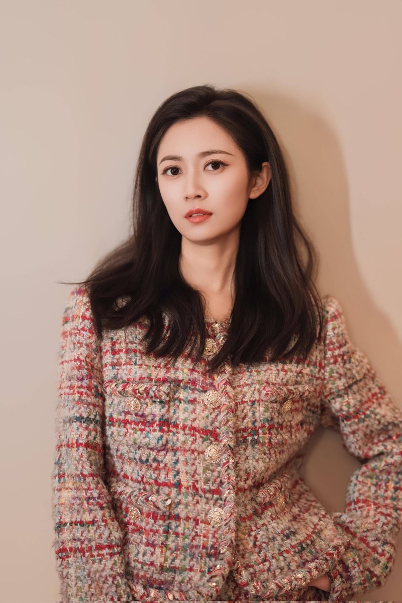 ForYukee's tweet photo. รูปเซตนี้สวยมาก น้องโพสหลายรูปเลยค่ะ
#陈钰琪
#ForYukeeRED https://t.co/oABdR8bVQY