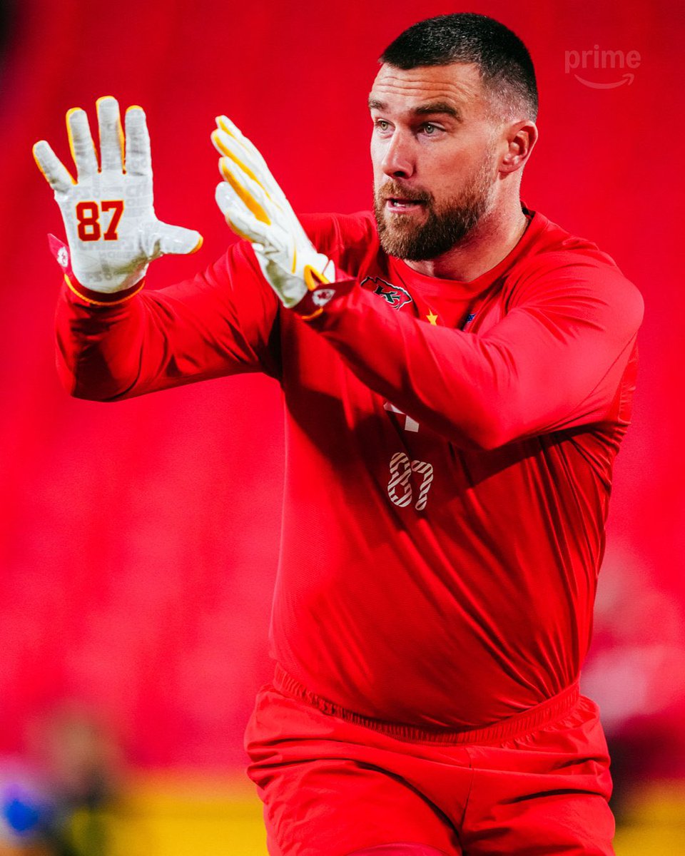 traviskelce_fan's tweet photo. Pregame 🏈 https://t.co/rAXDjahrYe