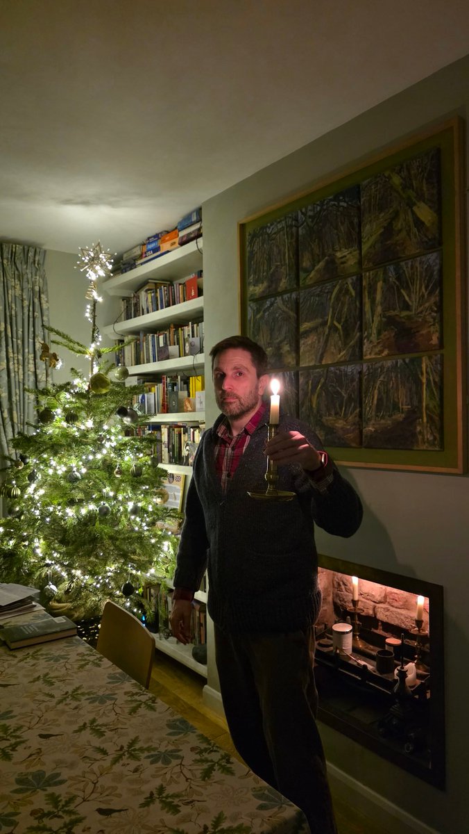 ThaiLuvNews's tweet image. ลูกกอล์ฟเผยภาพชีวิตเรียบง่ายกับสามี ช่วง Christmas ยัน ขอบคุณพีชชี่ ที่ผลักดันจนทำให้บ้านมีสีสันขึ้นด้วยต้น Christmas ทุกปี 

#สำนักข่าวไทยเลิฟ