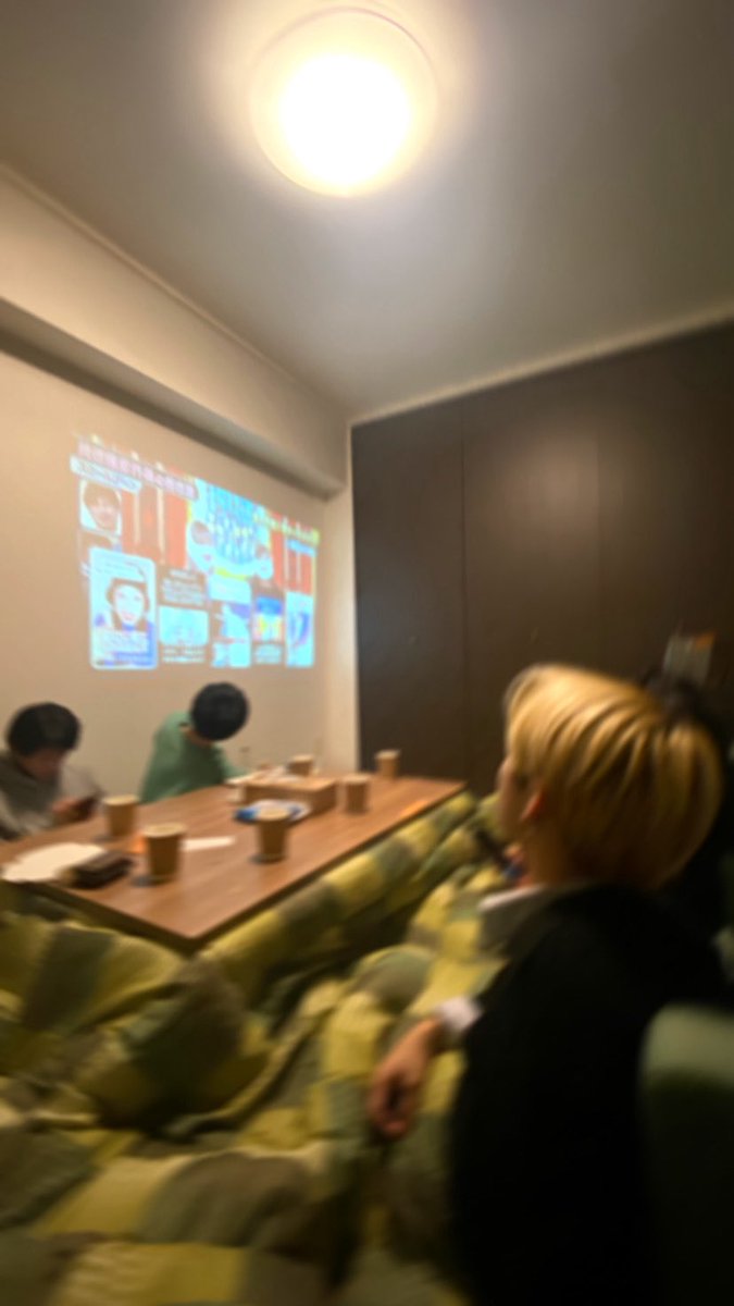 2025クリスマスパーティー 2回したよᥫᩣ  ̖́-
たのしかったぁ、ローストビーフを友達が作ってきてくれてまじ美味しすぎた🦕𓈒 𓂂𓏸