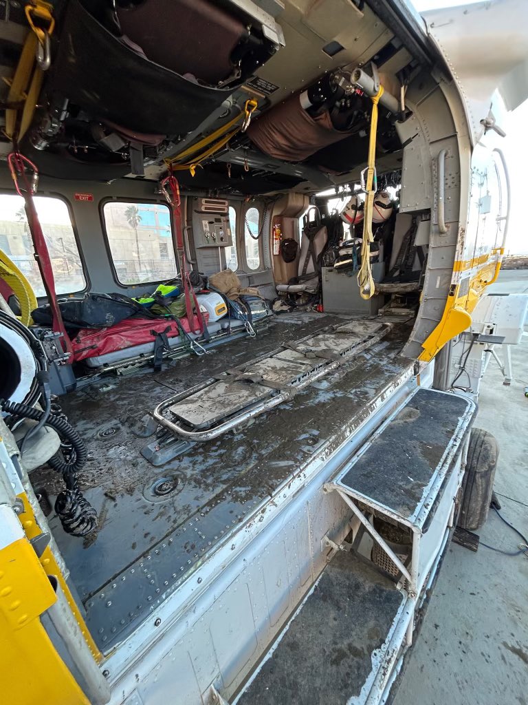 LACOFD's tweet image. Amazing work by our #LACoFD personnel last night. Our members rescued over 100 people - one copter hoisted 21 people from cars, and one engine pulled 20 people from vehicles, two deputies and a dog.