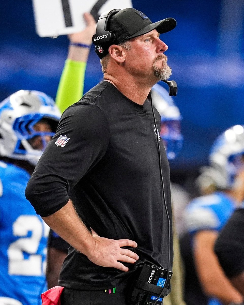 MySportsUpdate's tweet image. The #Lions have been eliminated from playoff contention.

The #Packers have clinched a playoff berth.